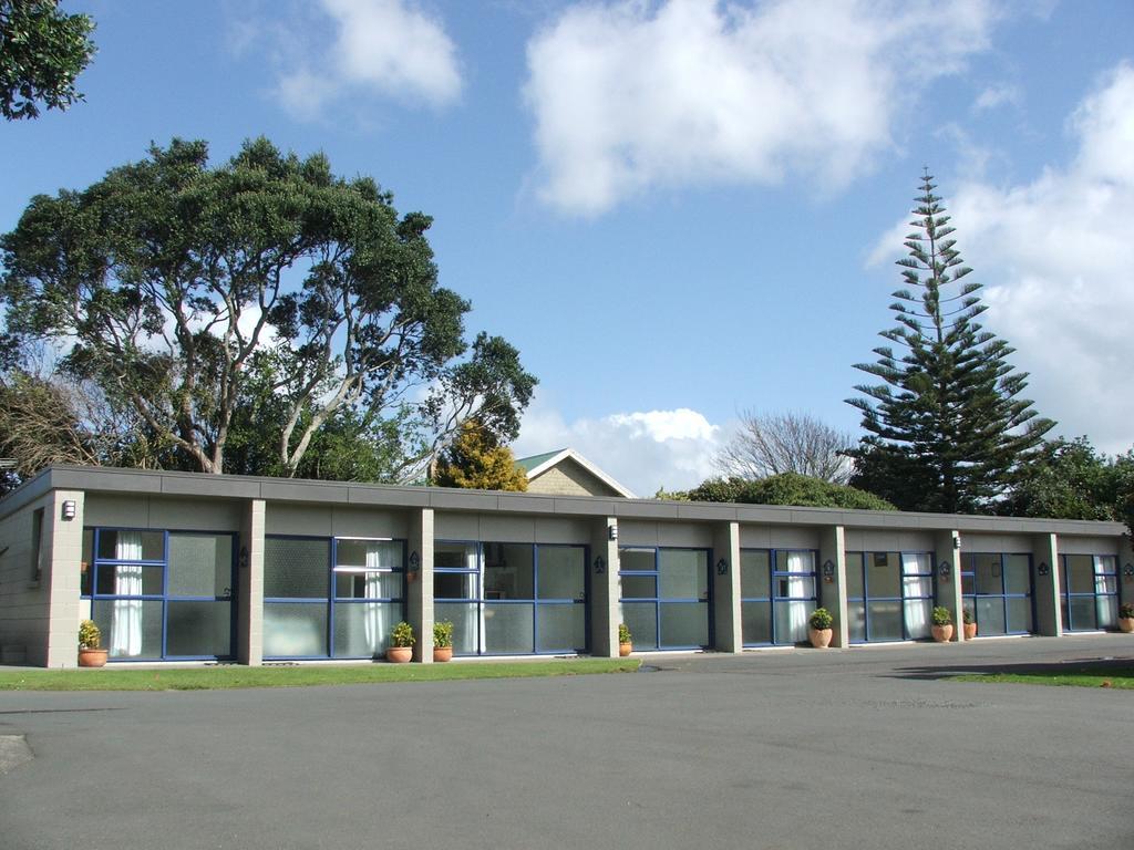 New Plymouth Top 10 Holiday Park Esterno foto